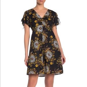 nwt!!! madewell // floral flutter sleeve dress